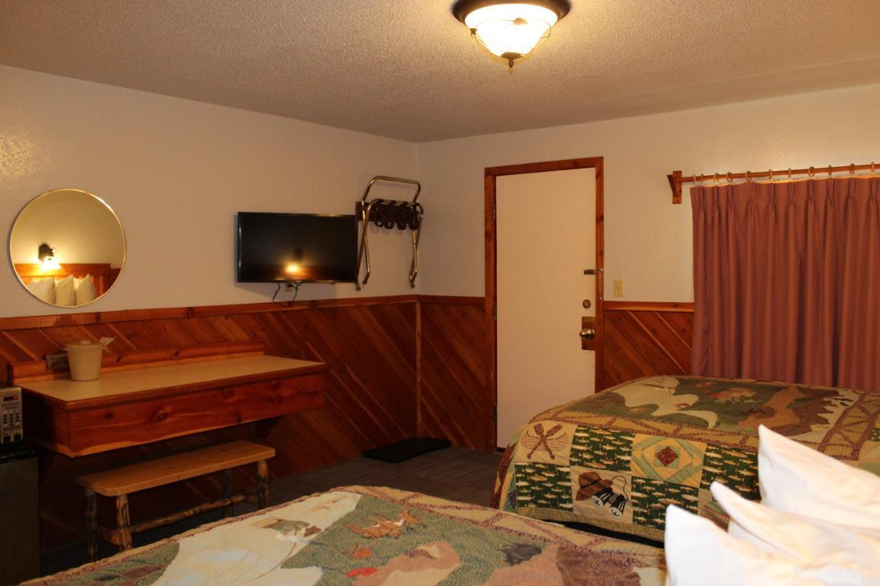 Alpine Motel Of Cooke City Eksteriør bilde